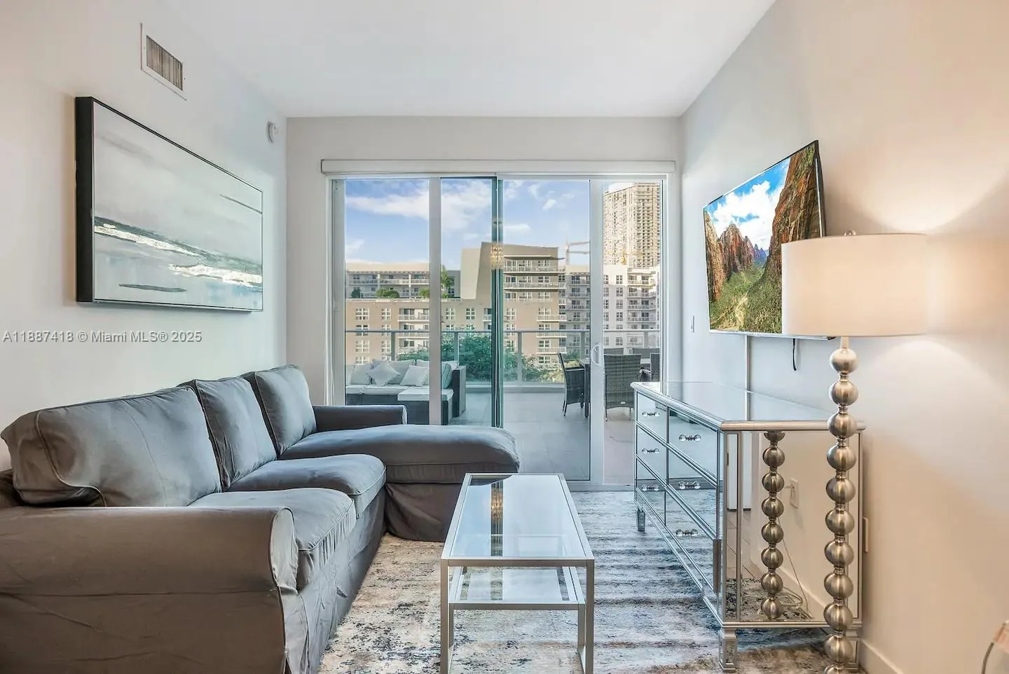 321 NE 26th St # 501, Miami, FL 33137 photo 5