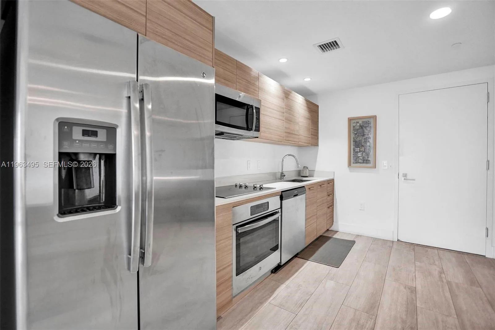 121 NE 34th St # 1814, Miami, FL 33137 photo 9