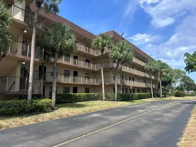 3101 NW 47th Terrace # 120, Lauderdale Lakes, FL 33319