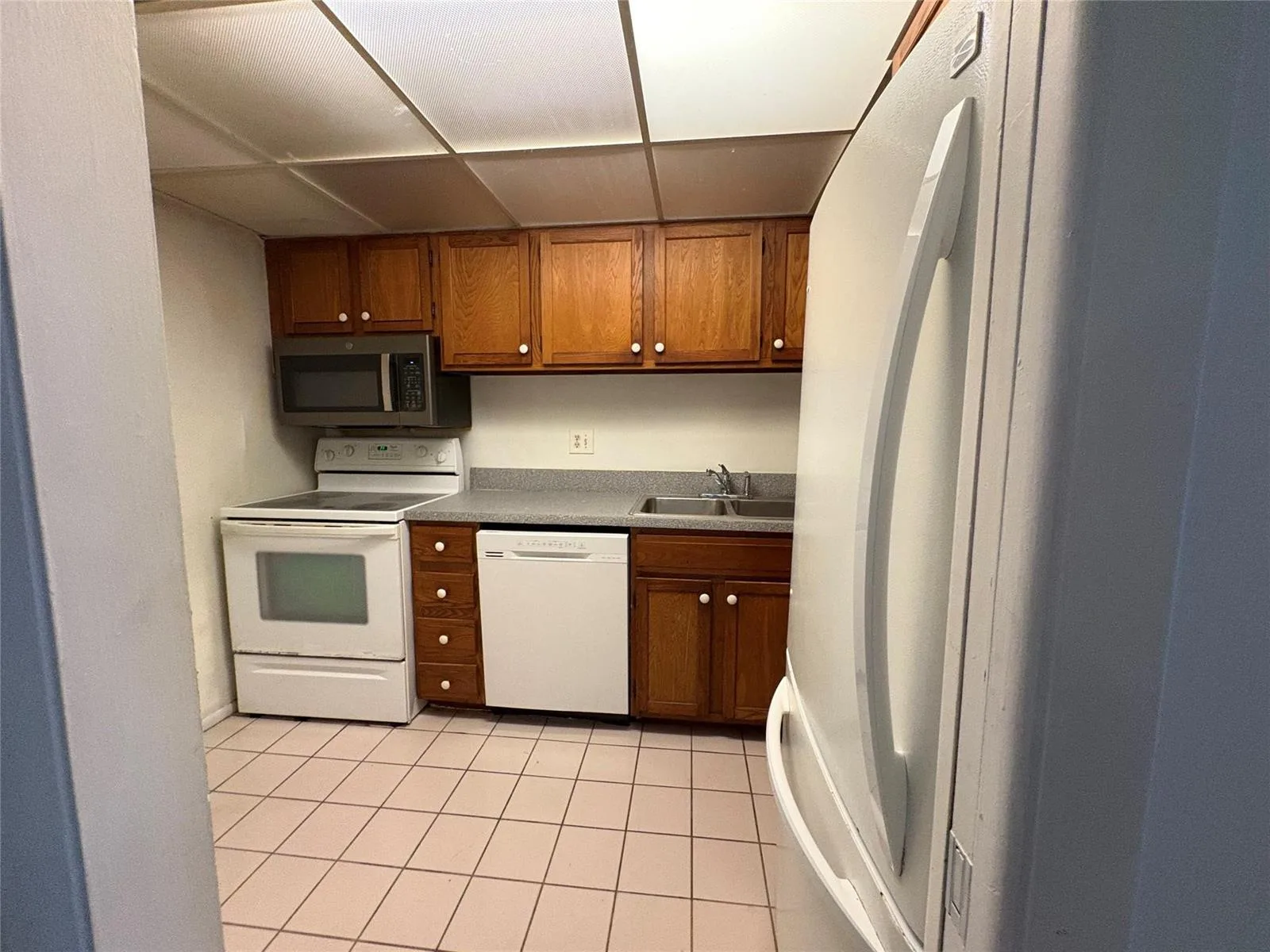 3710 INVERRARY Drive # 1Y, Lauderhill, FL 33319 photo 8