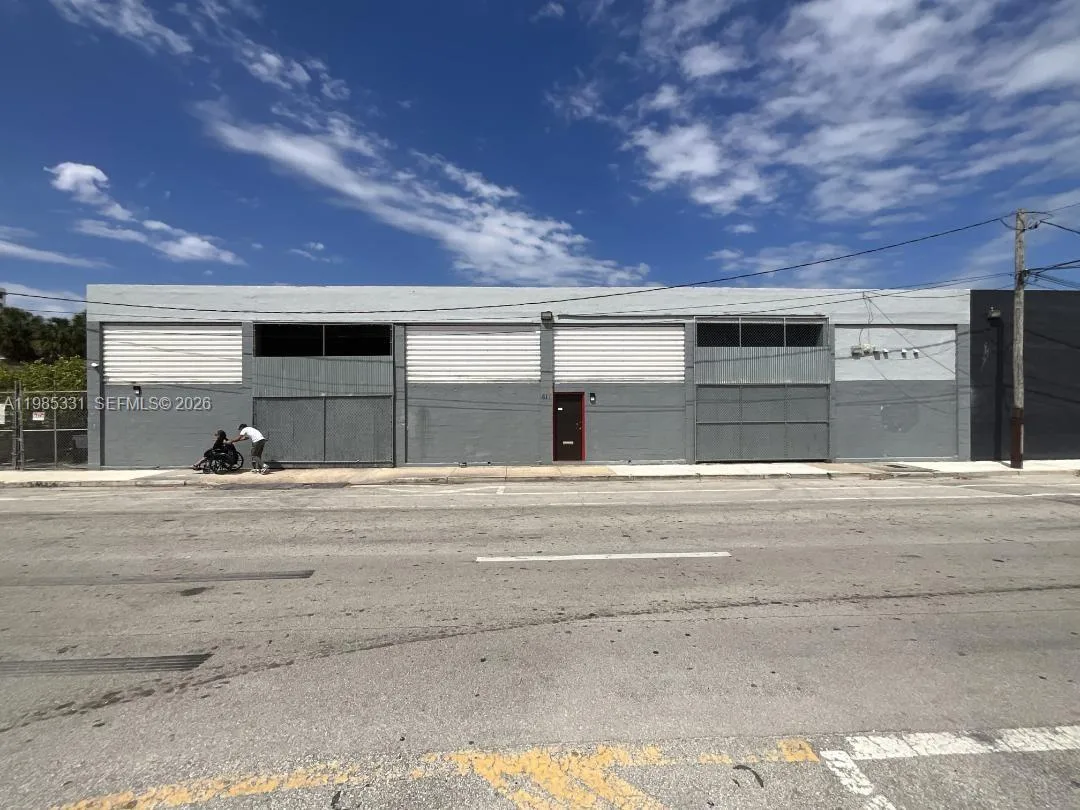 611 NW 11th St, Miami, FL 33136 photo 9