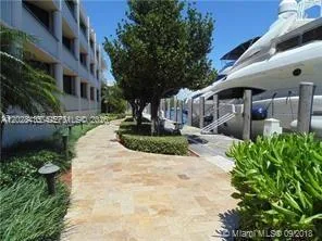 19707 Turnberry Way # 18L, Aventura, FL 33180
