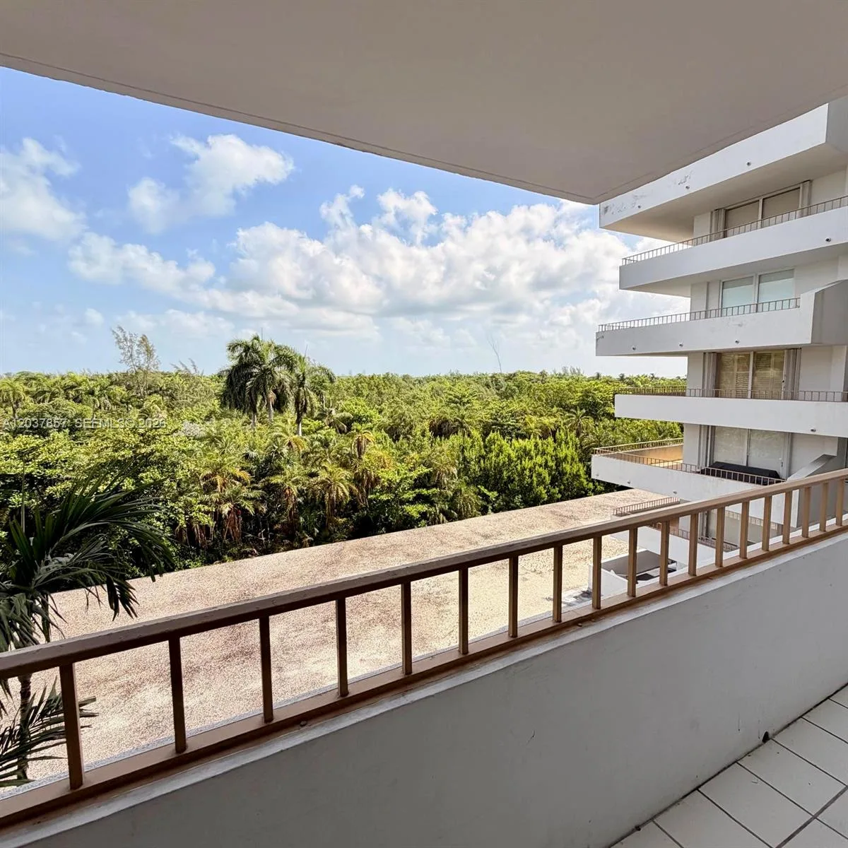 155 Ocean Lane Dr # 504, Key Biscayne, FL 33149