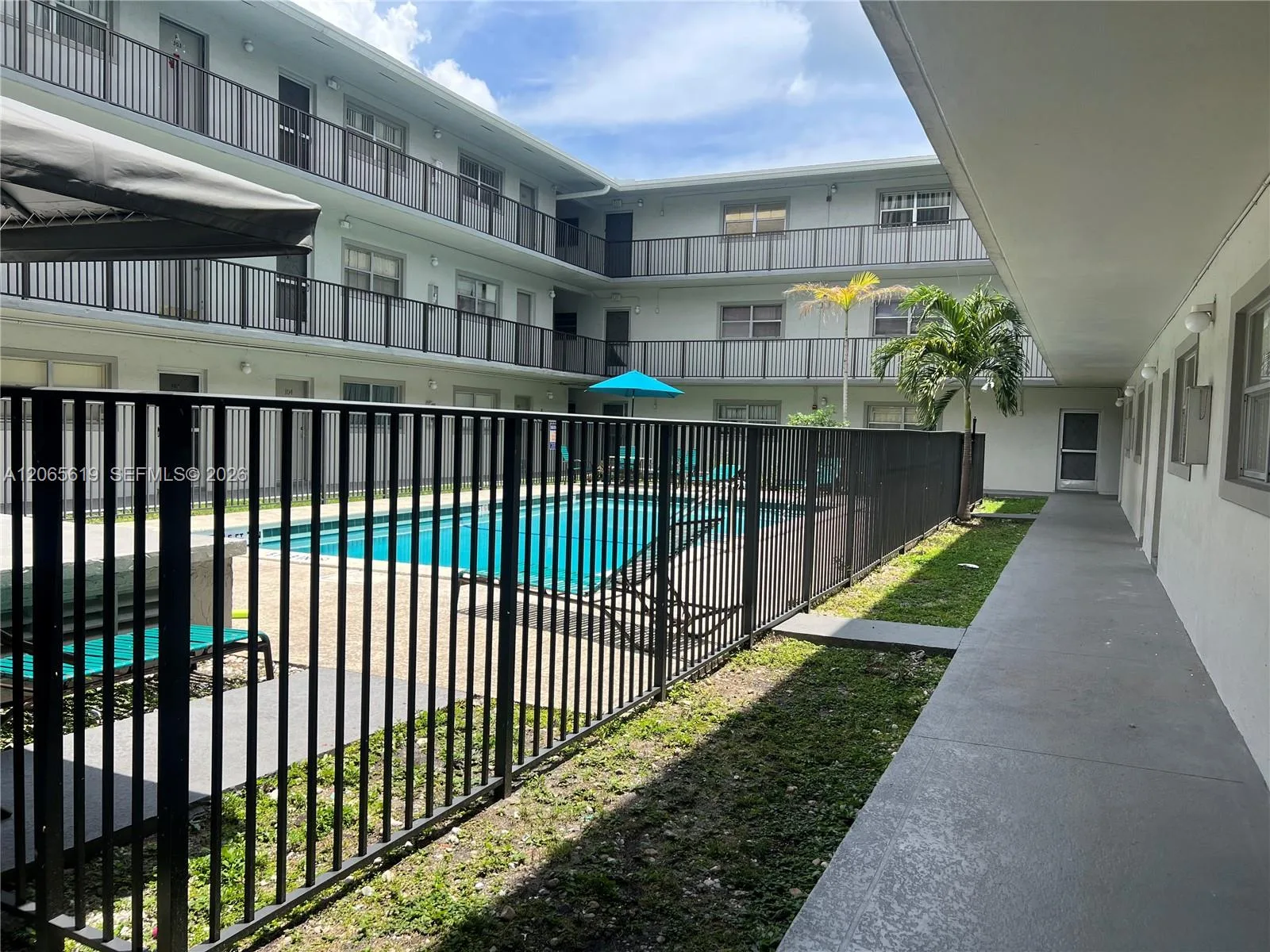 16215 NE 18th Ct # 111, North Miami Beach, FL 33162 photo 3