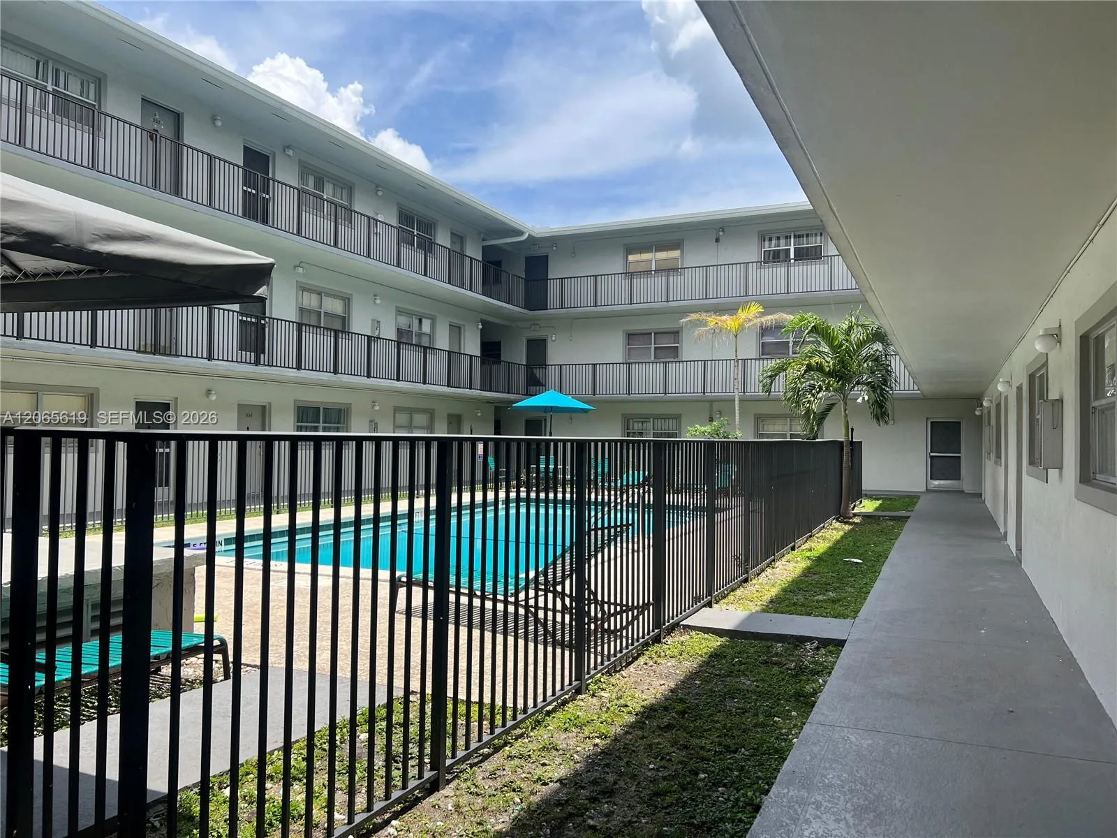 16215 NE 18th Ct # 111, North Miami Beach, FL 33162 photo 4