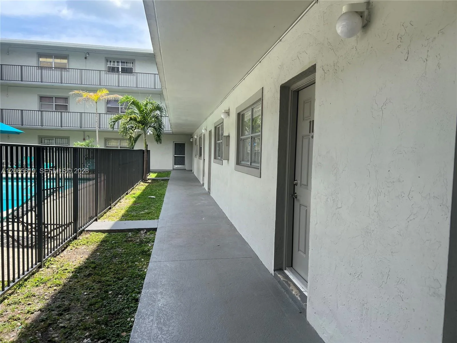 16215 NE 18th Ct # 111, North Miami Beach, FL 33162 photo 5