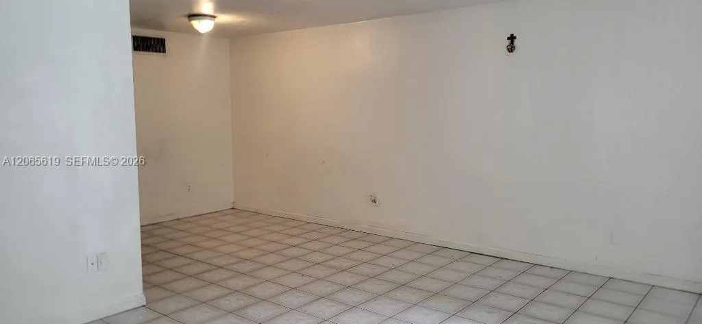 16215 NE 18th Ct # 111, North Miami Beach, FL 33162 photo 9