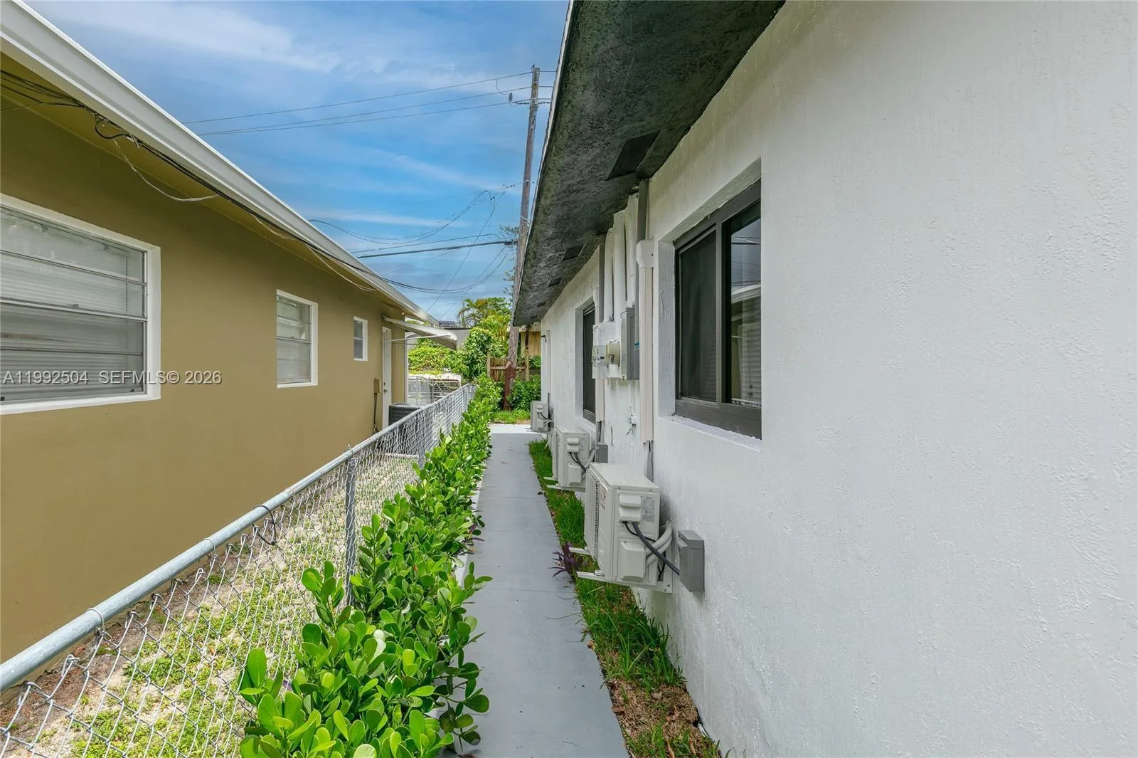 6125 SW 40th Ct, Miramar, FL 33023 photo 5