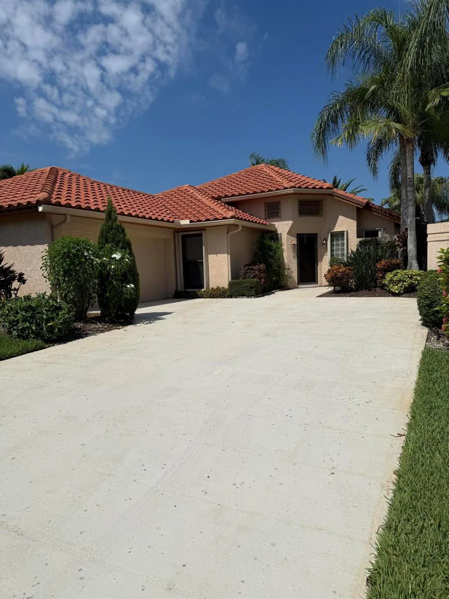 2963 SW MARIPOSA Circle, Palm City, FL 34990