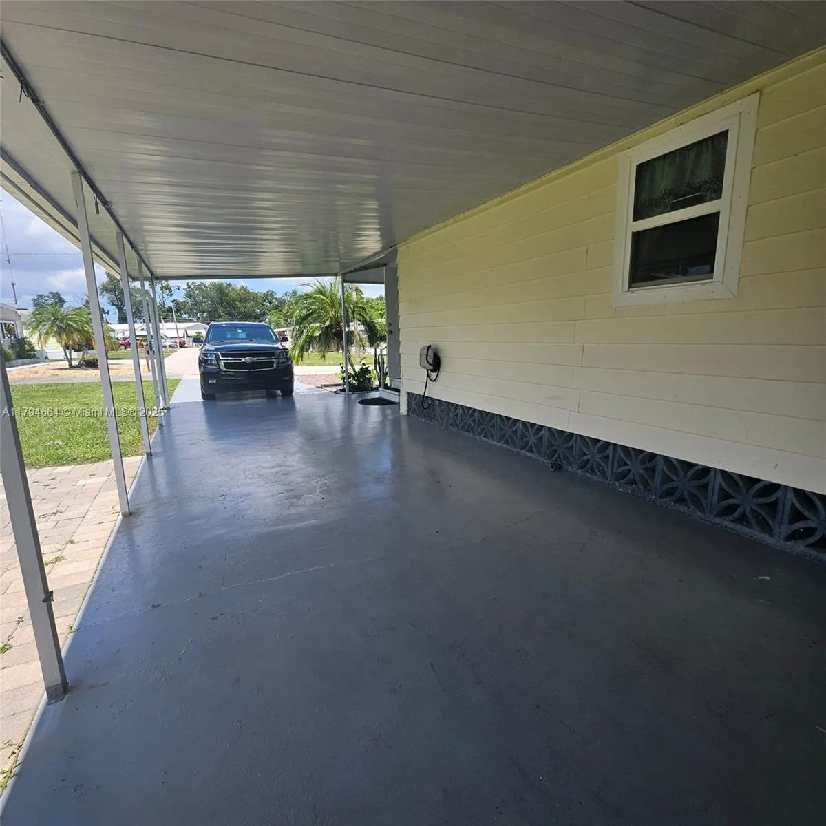 315 Shrub Lane S. North Fort Myers, Fort Myers, FL 33917 photo 5