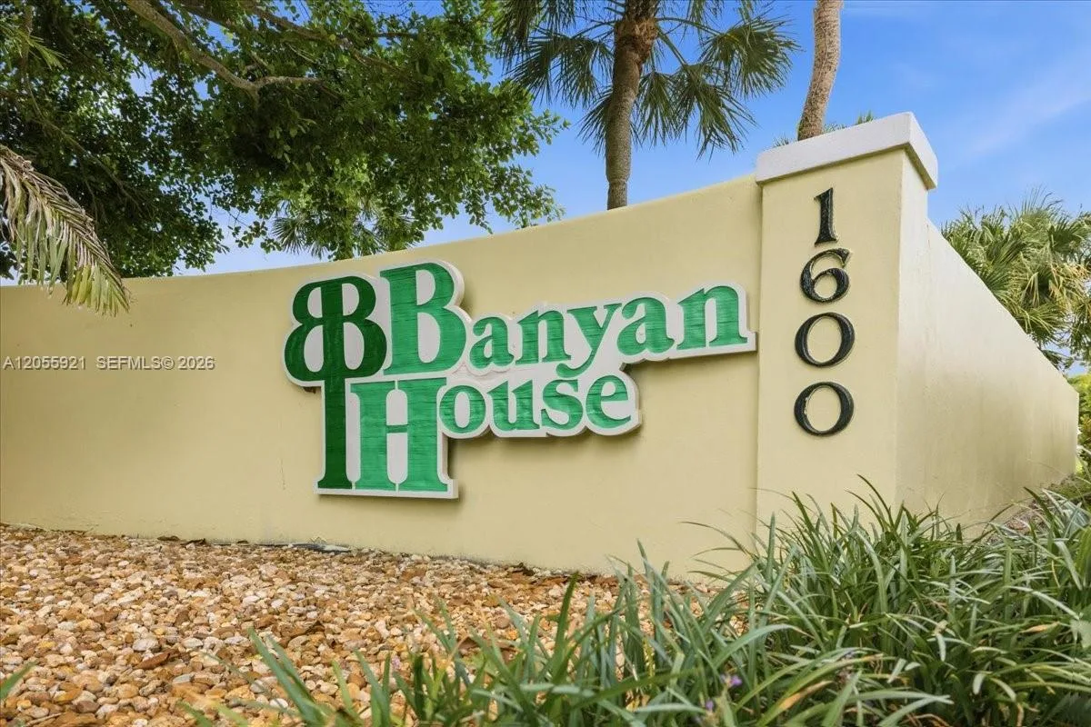 1600 SE Saint Lucie Blvd # 110, Stuart, FL 34996
