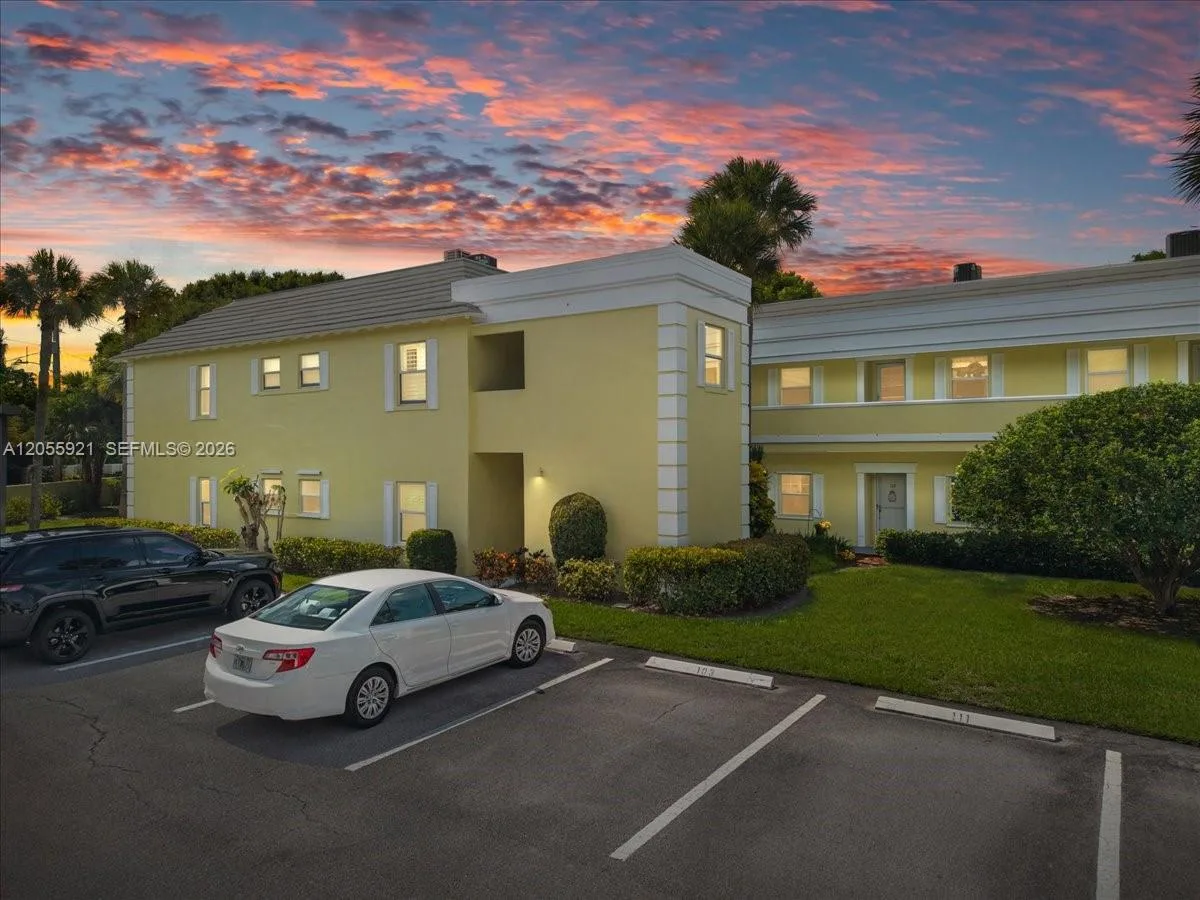 1600 SE Saint Lucie Blvd # 110, Stuart, FL 34996 photo 2