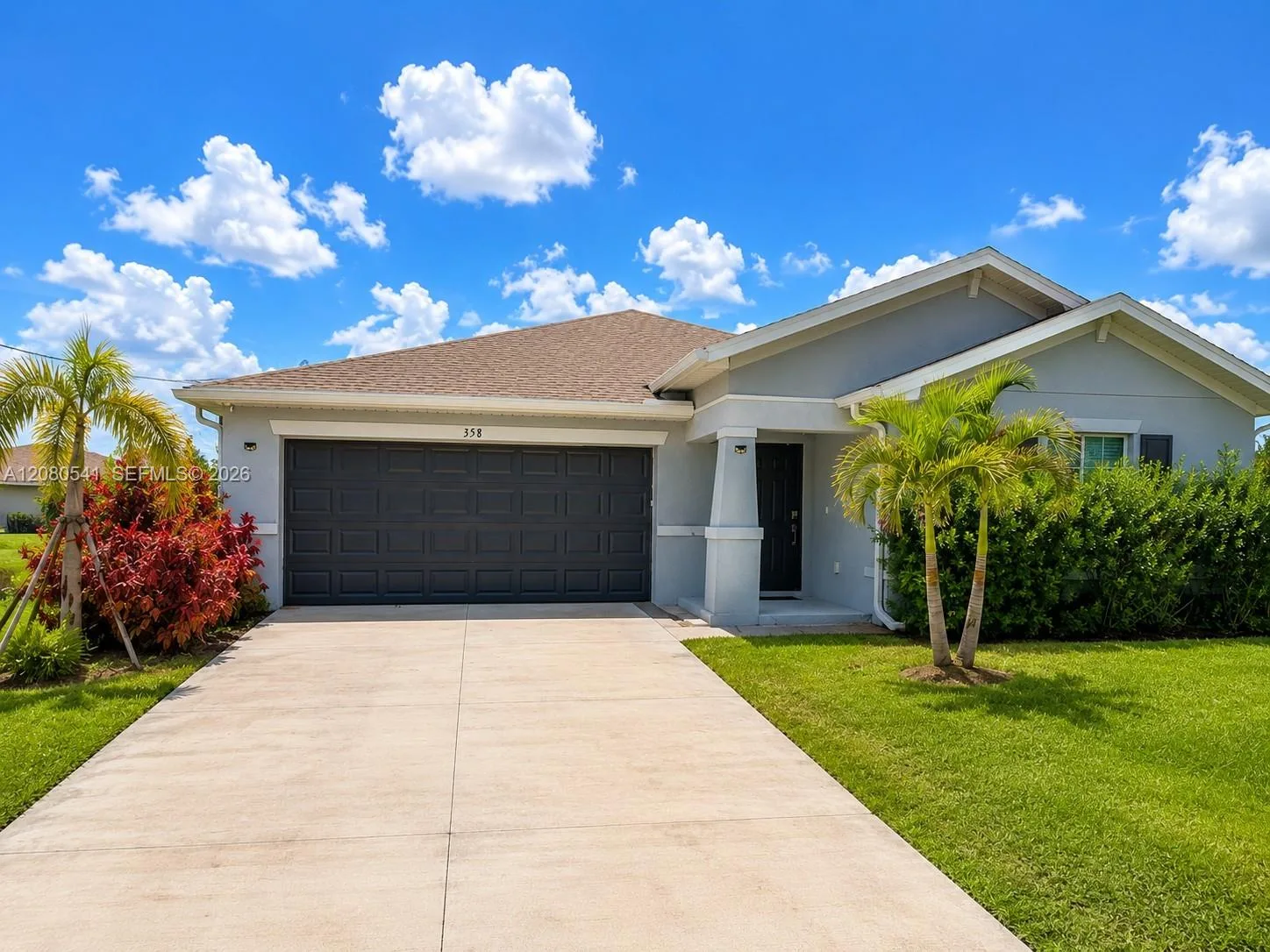 358 Pembroke ST, Lehigh Acres, FL 33974