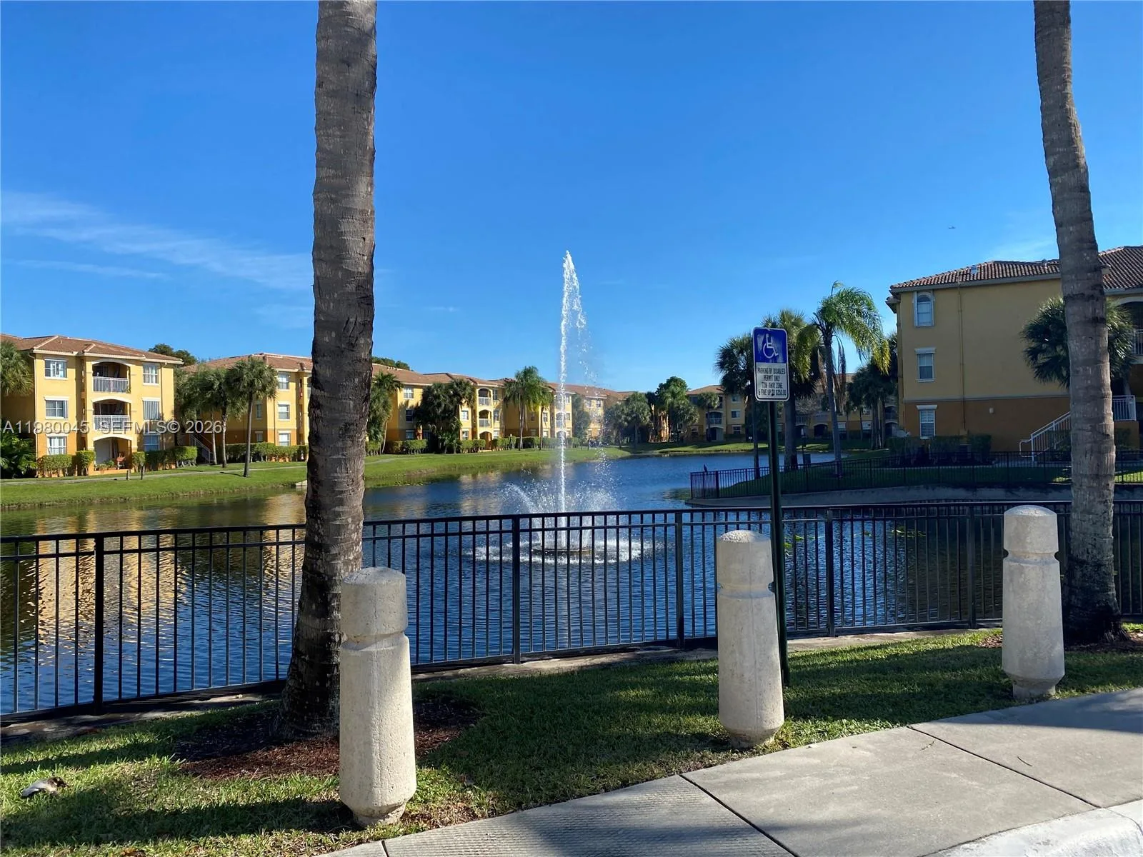 9645 NW 1ST CT # 1-302, Pembroke Pines, FL 33024