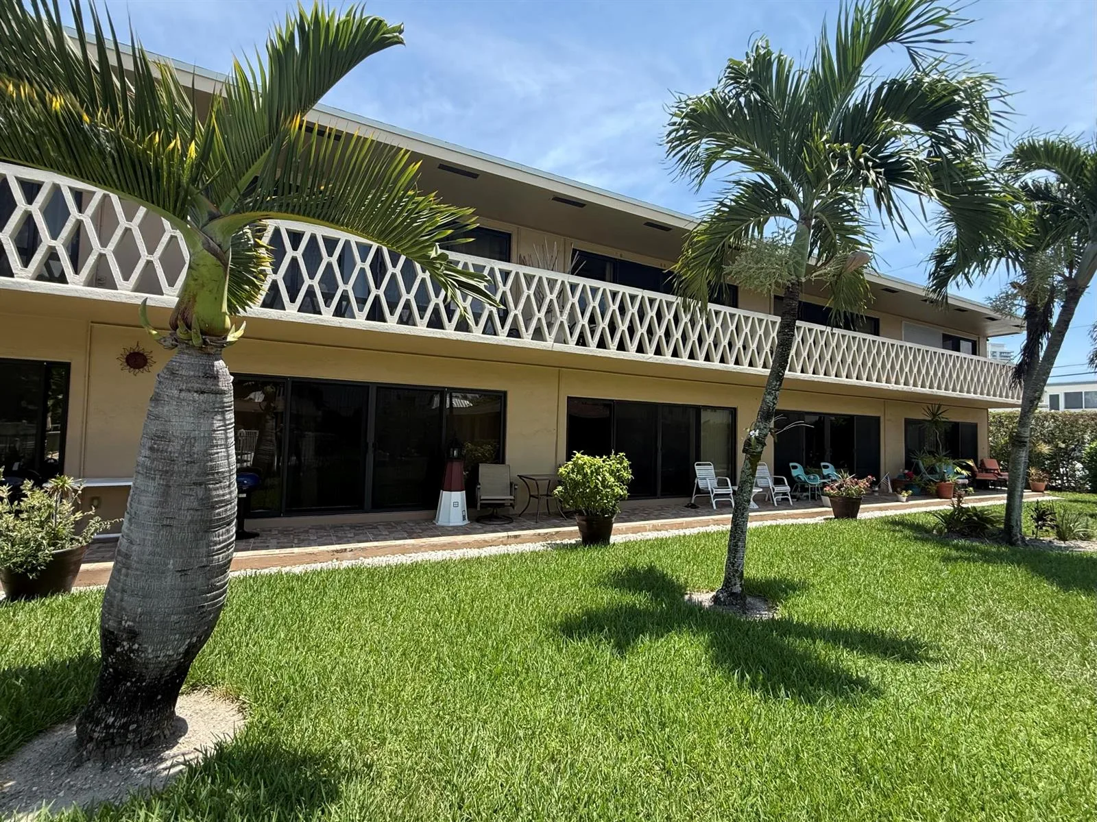 3208 SE 11TH Street # 202, Pompano Beach, FL 33062