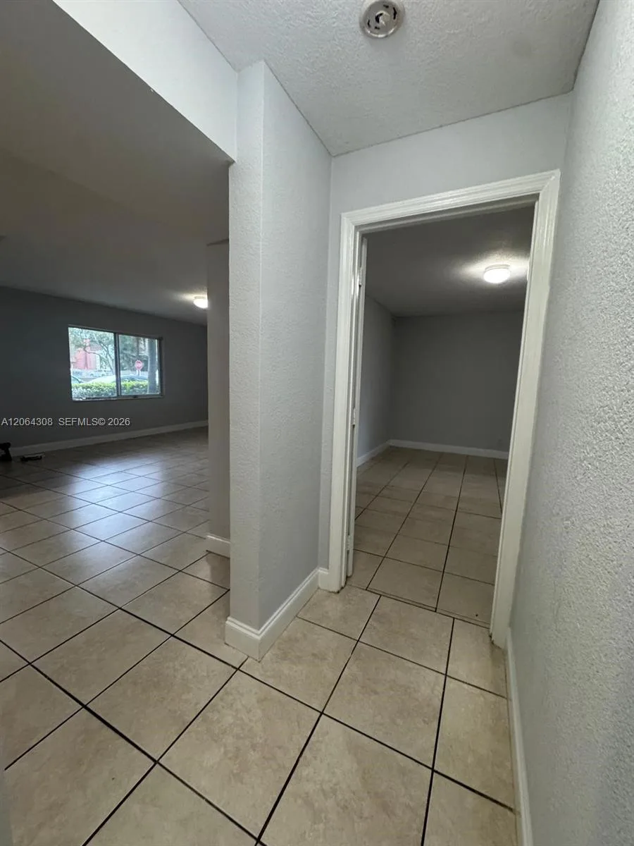 4271 NW 5th St # 118, Plantation, FL 33317 photo 6