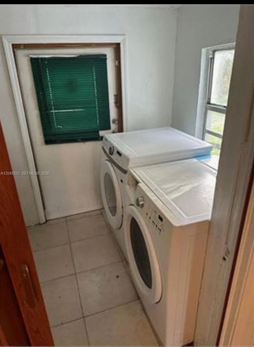 2736 NW 2nd St # 2736, Pompano Beach, FL 33069 photo 3