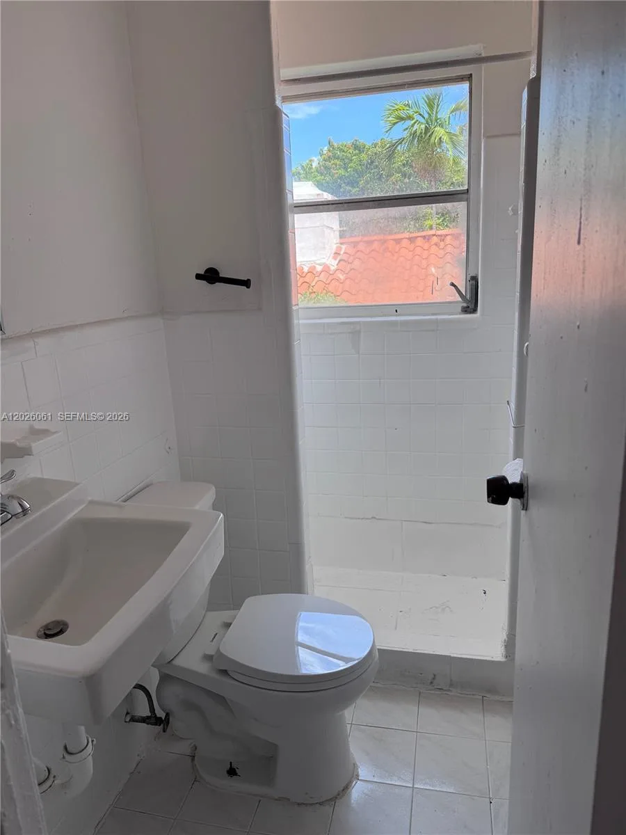 825 Alton Road # 8, Miami Beach, FL 33139 photo 4