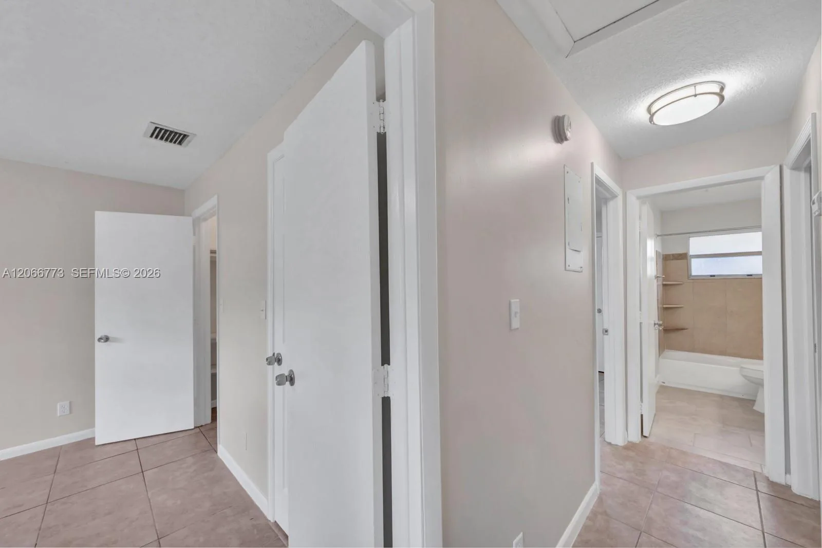 2610 Riverland Dr, Fort Lauderdale, FL 33312 photo 13