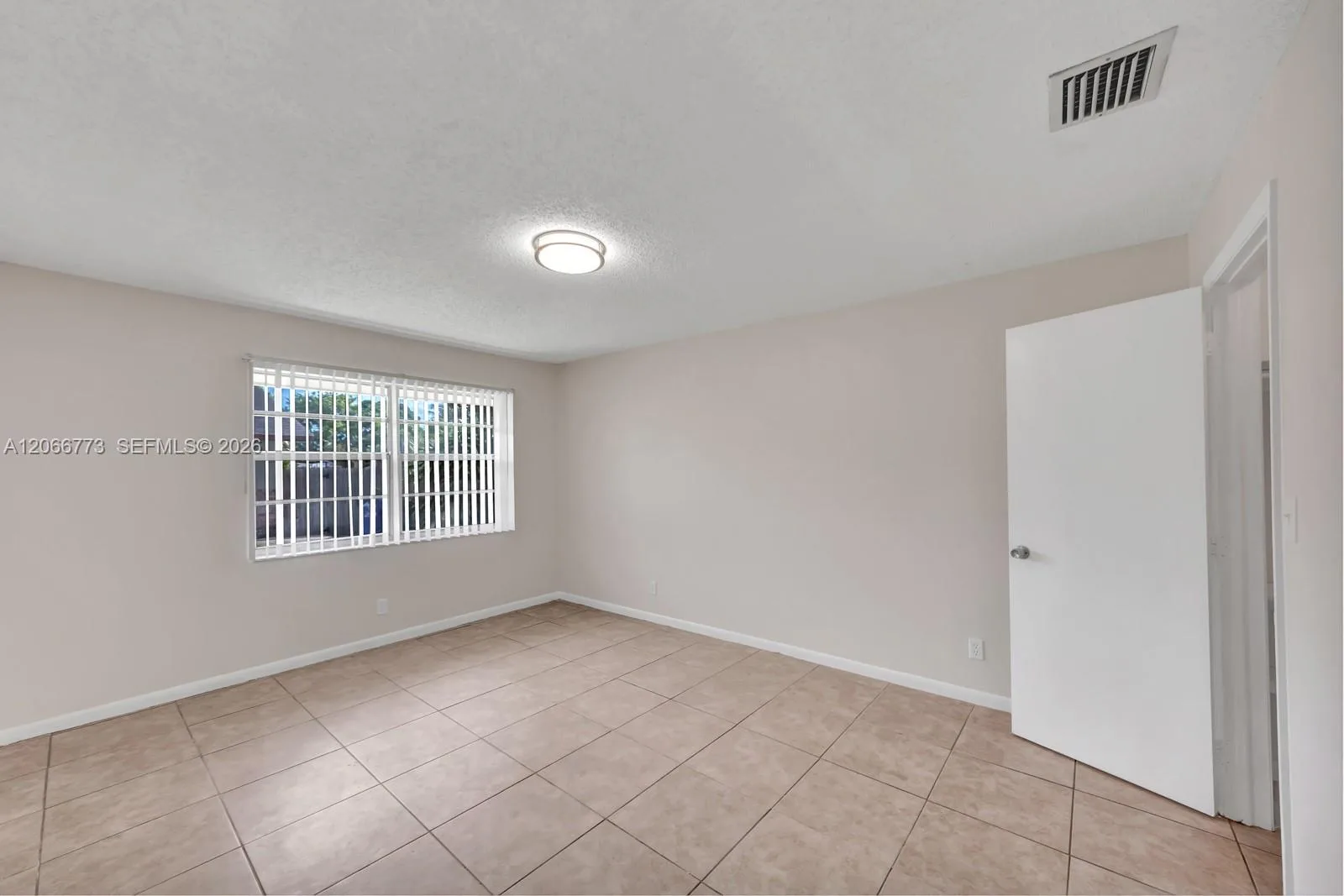 2610 Riverland Dr, Fort Lauderdale, FL 33312 photo 8