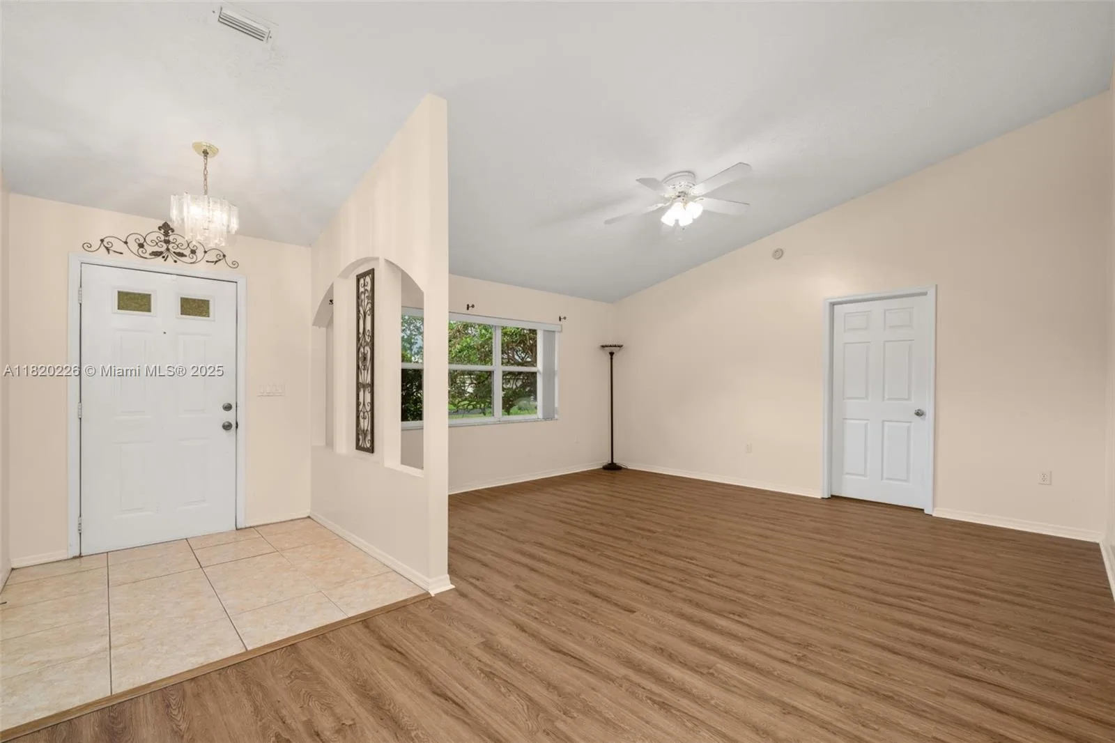 2706 Monza Drive, Sebring, FL 33872 photo 2
