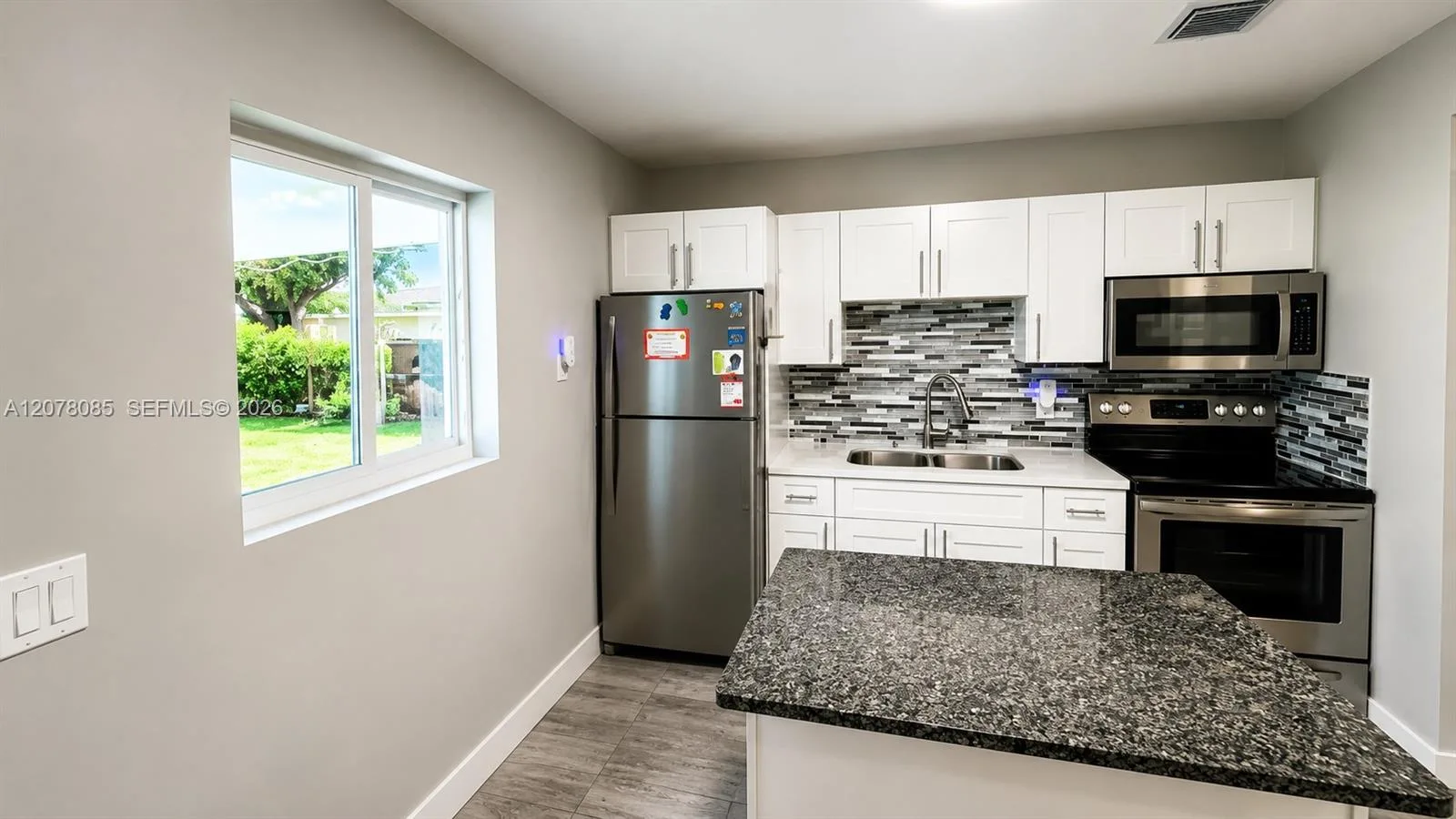 4017 SW 20th St, West Park, FL 33023 photo 4