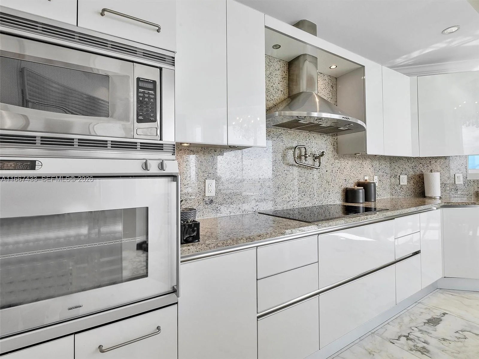 16047 Collins Ave # 2602, Sunny Isles Beach, FL 33160 photo 10