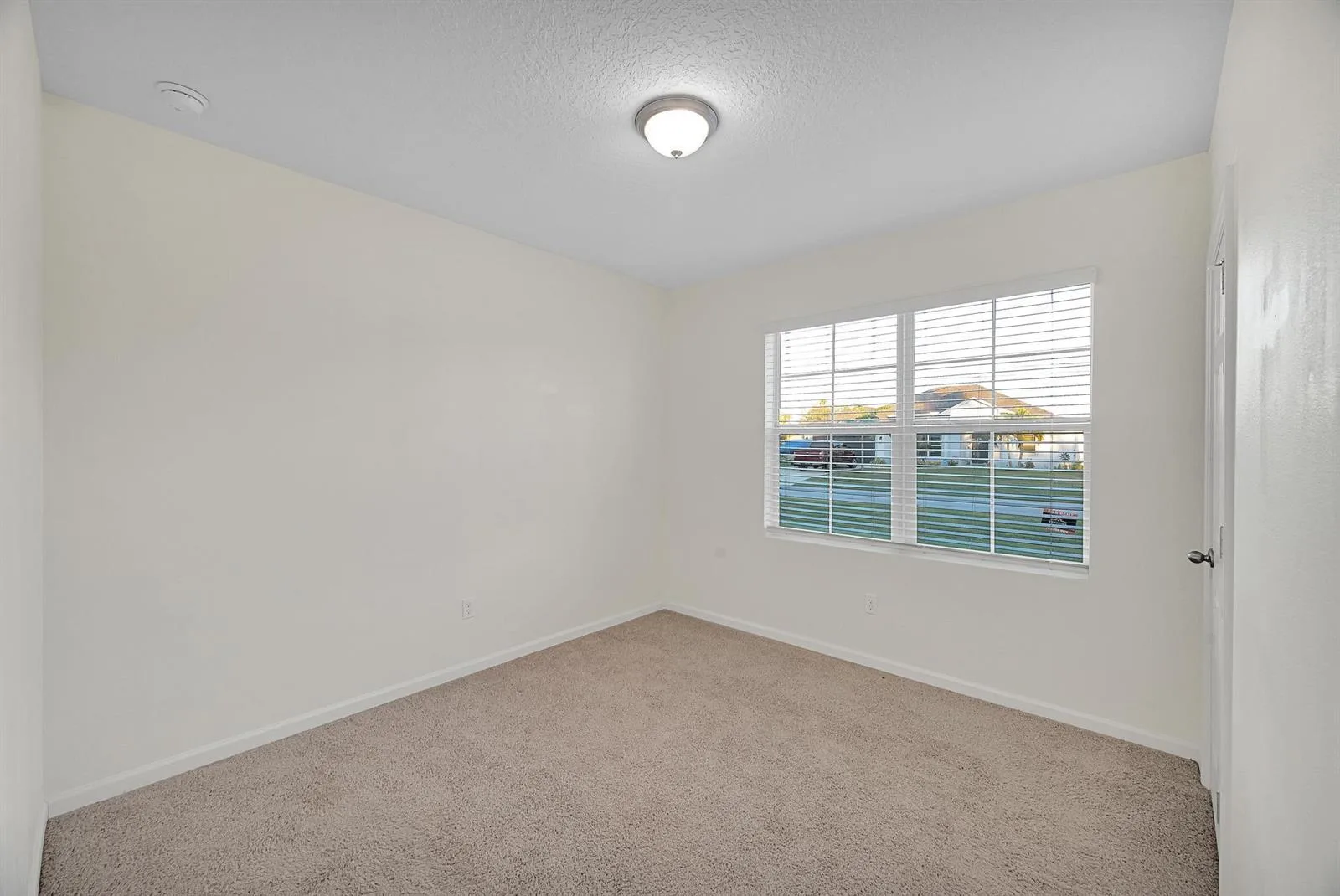 2538 SE Rock Springs Drive, Port St. Lucie, FL 34952 photo 3