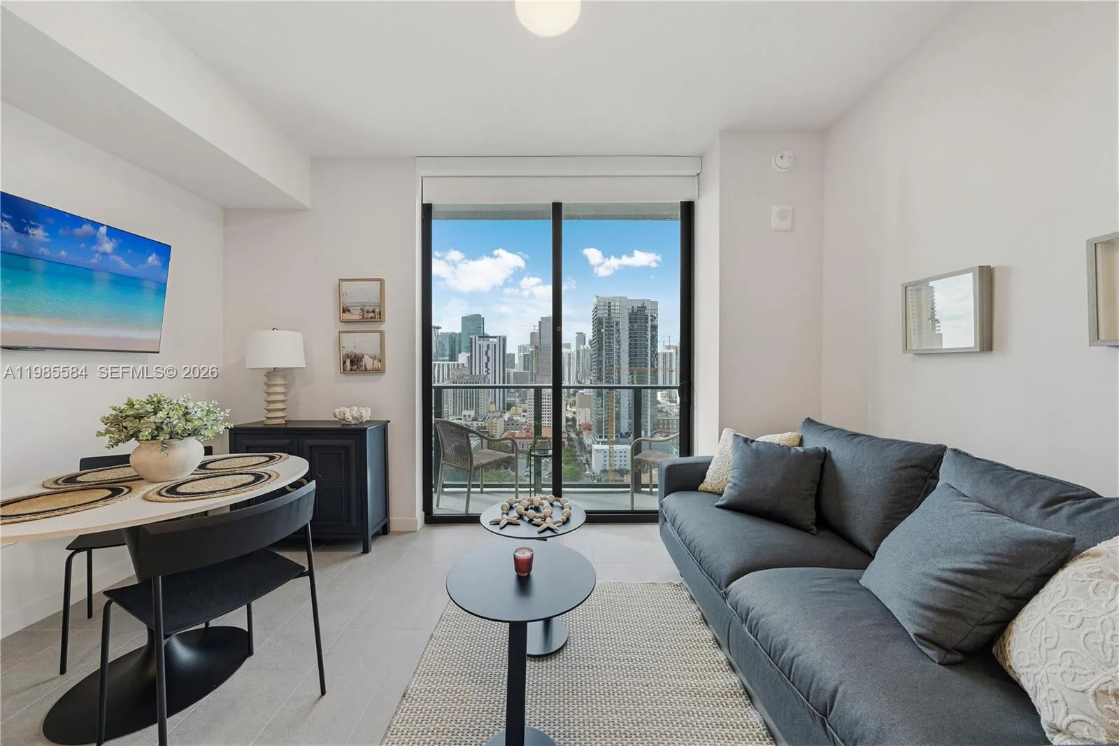121 NE 5th # 2604, Miami, FL 33132