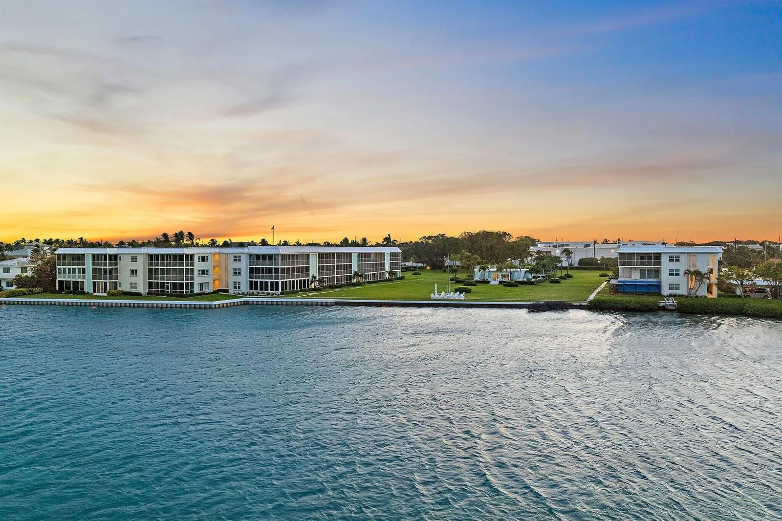 100 Waterway Road # E305, Tequesta, FL 33469