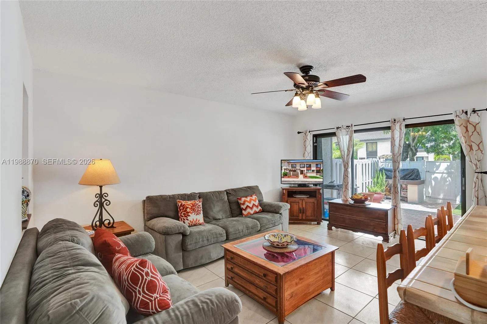 16465 NE 26th Ave # 18, North Miami Beach, FL 33160 — zdjęcie 4