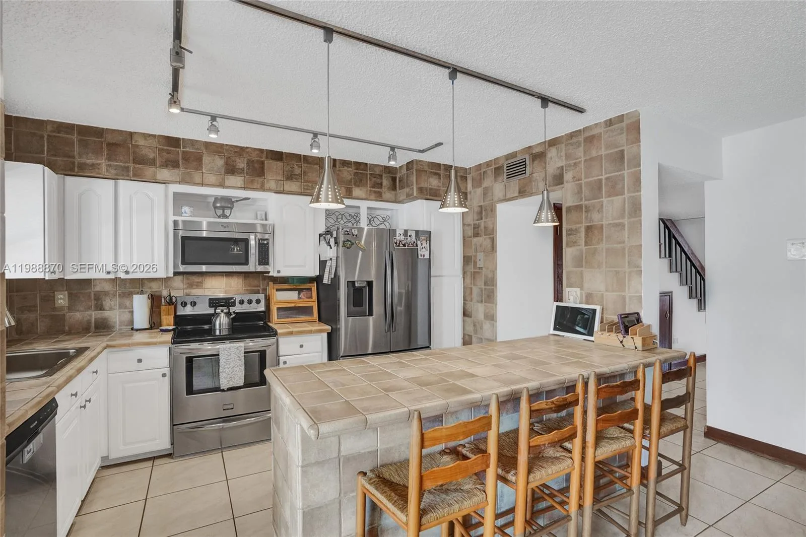 16465 NE 26th Ave # 18, North Miami Beach, FL 33160 — zdjęcie 5