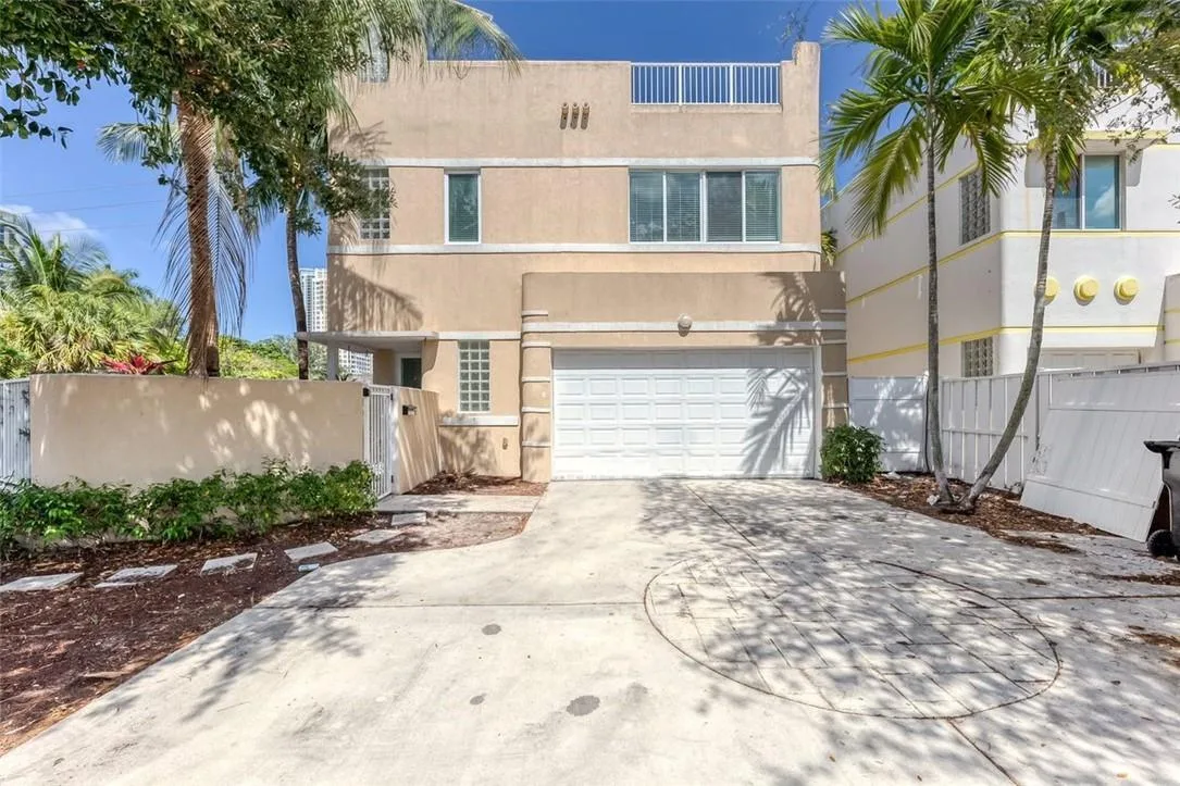 502 SW 4th Avenue # 1, Fort Lauderdale, FL 33315