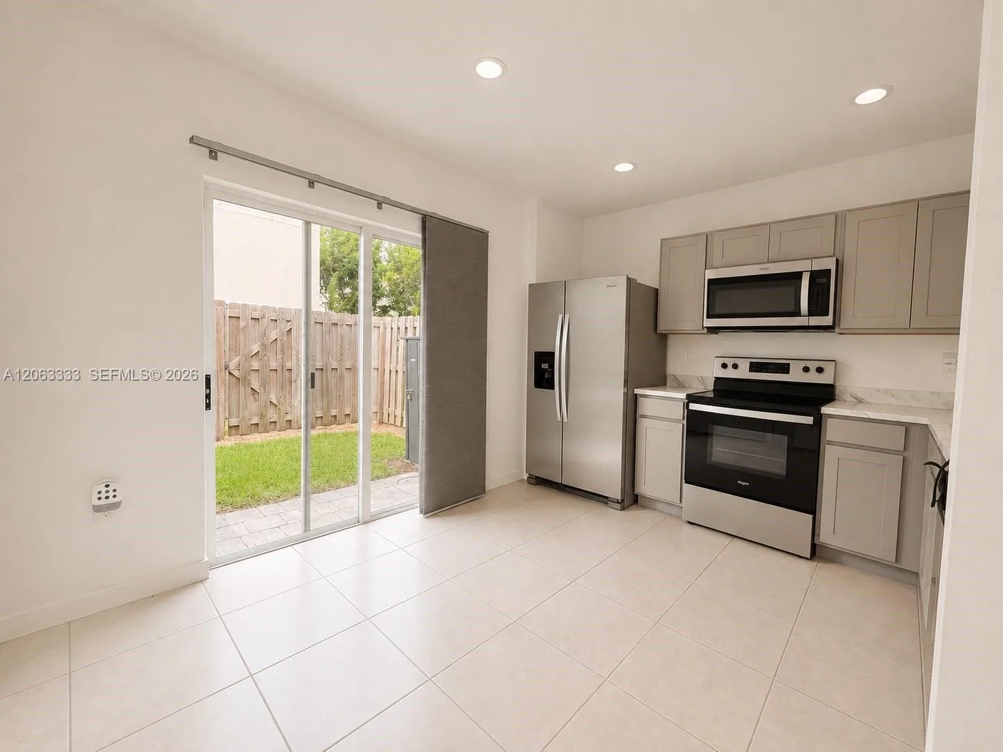 460 NE 4th Ln, Florida City, FL 33034 photo 4