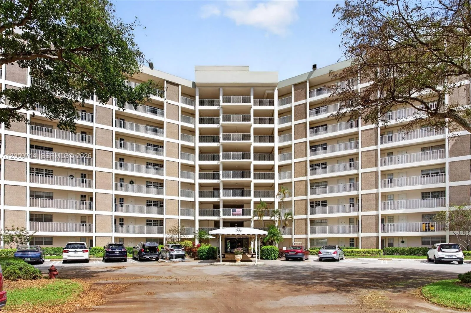3090 N Course Dr # 807, Pompano Beach, FL 33069