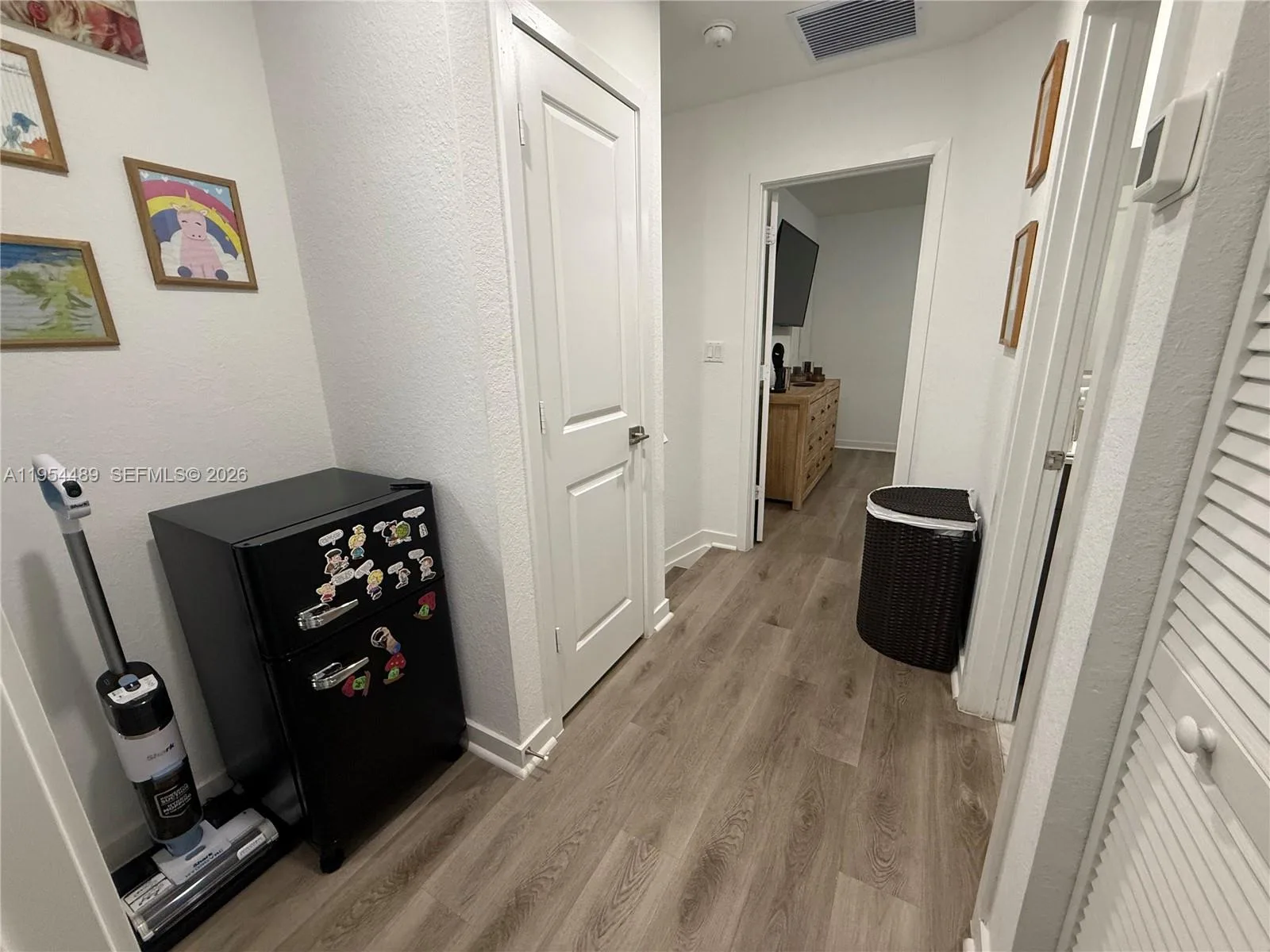 1043 SE 24th Ave, Homestead, FL 33035 photo 8