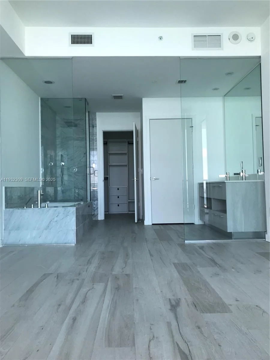 480 NE 31 St # 3905, Miami, FL 33137 photo 6
