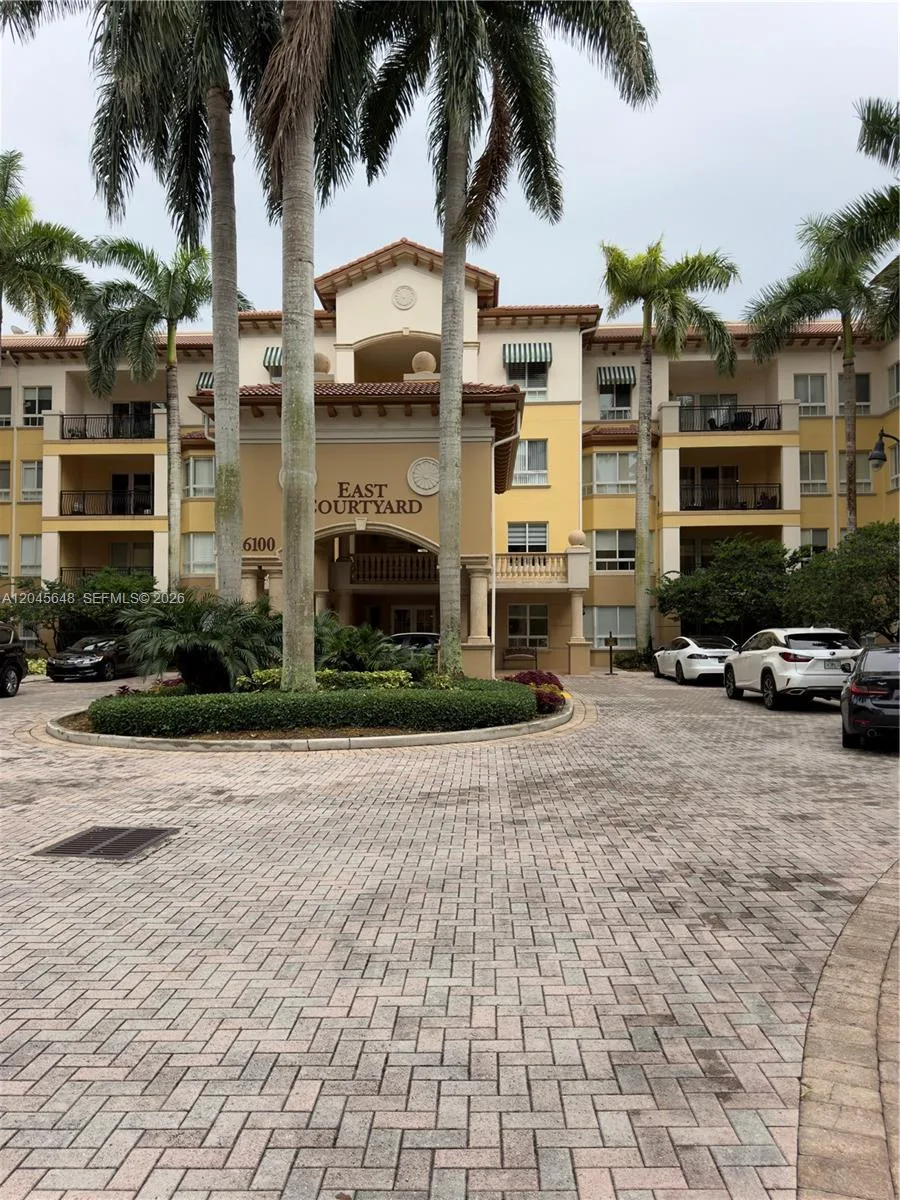 16100 Emerald Estates Dr # 281, Weston, FL 33331