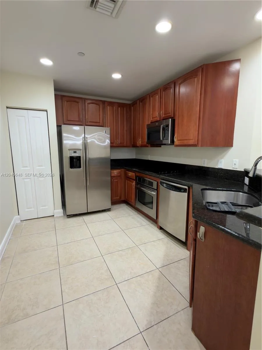 16100 Emerald Estates Dr # 281, Weston, FL 33331 photo 10
