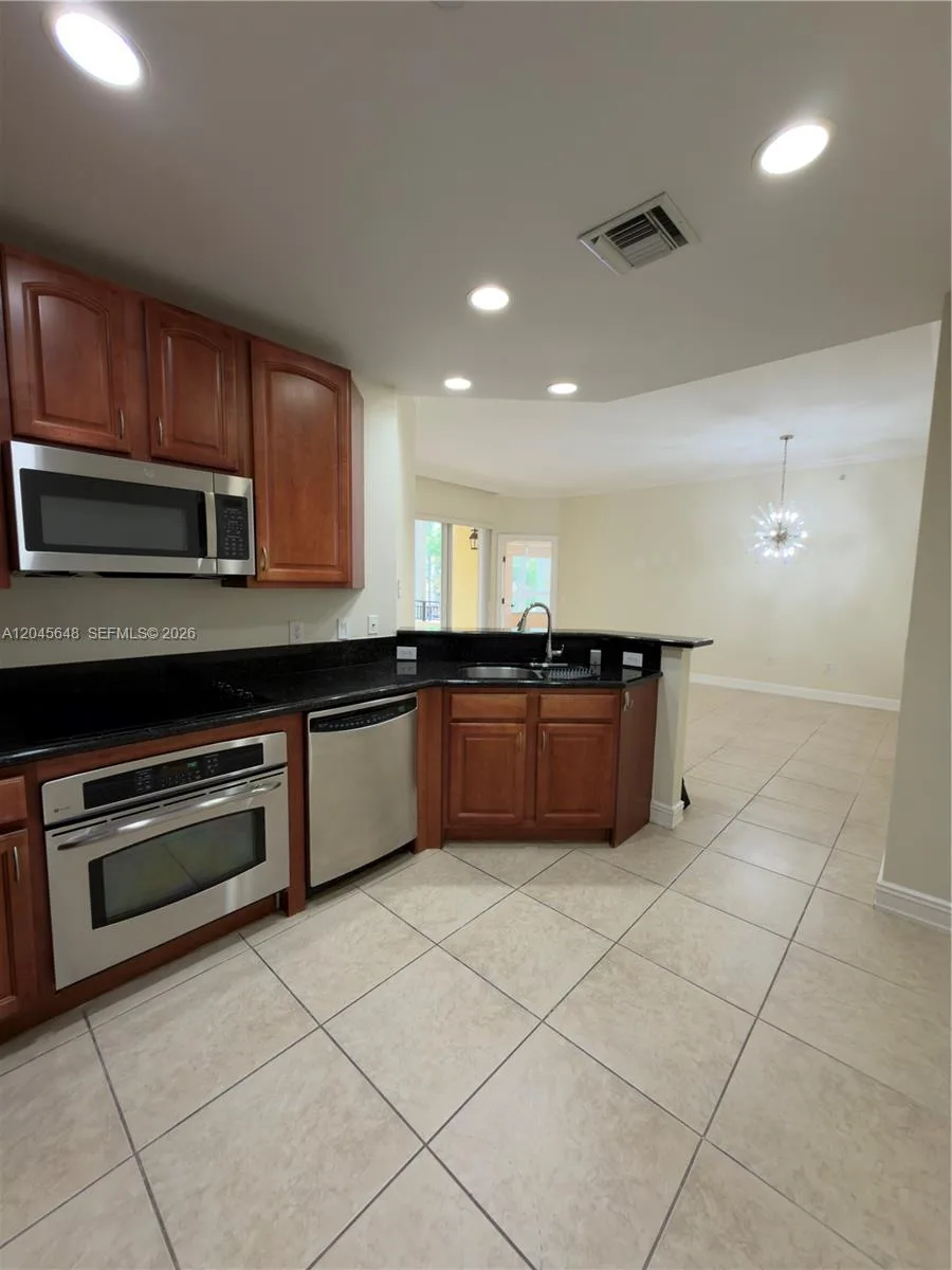 16100 Emerald Estates Dr # 281, Weston, FL 33331 photo 11
