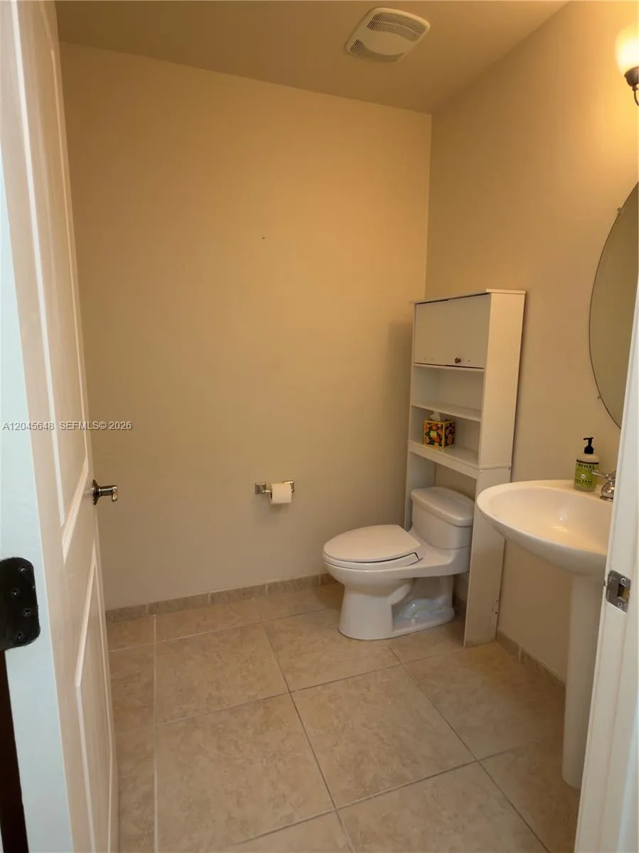 16100 Emerald Estates Dr # 281, Weston, FL 33331 photo 6