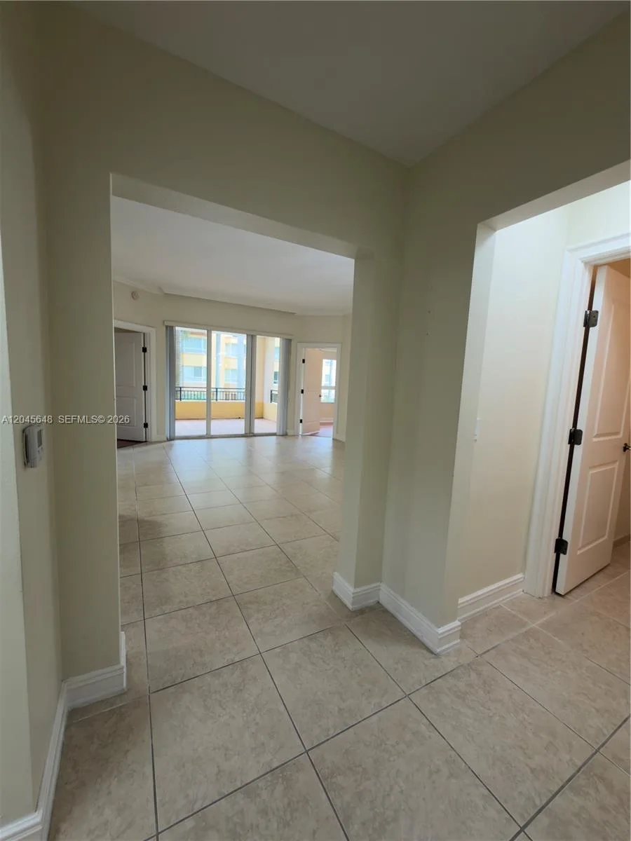 16100 Emerald Estates Dr # 281, Weston, FL 33331 photo 9