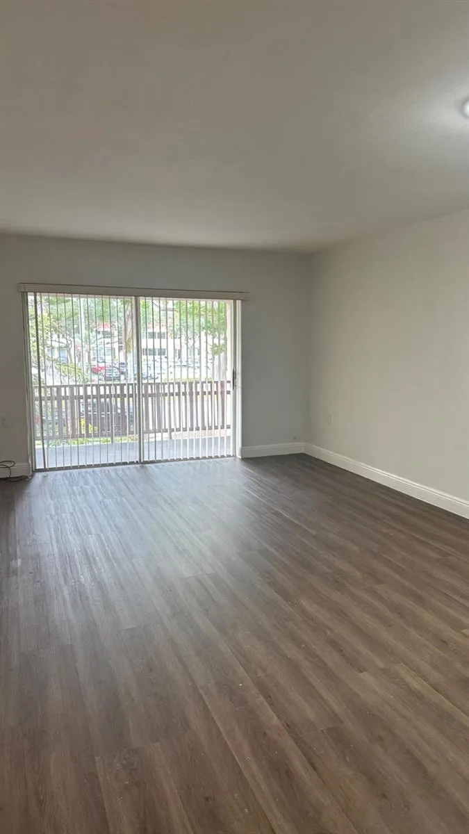 11217 SW 88th Street # C-203, Miami, FL 33173 photo 4
