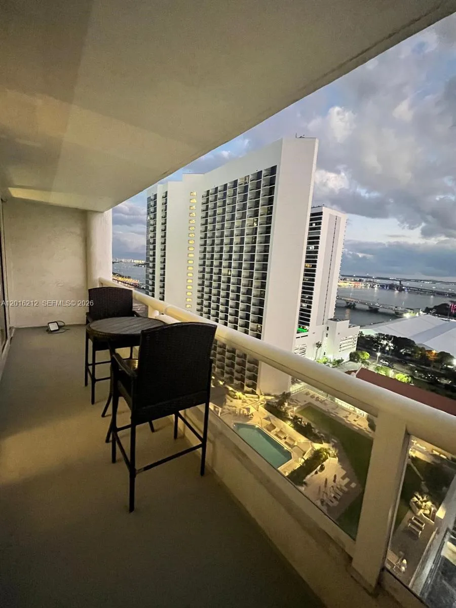 1717 N Bayshore Dr # A-2453, Miami, FL 33132 — zdjęcie 2