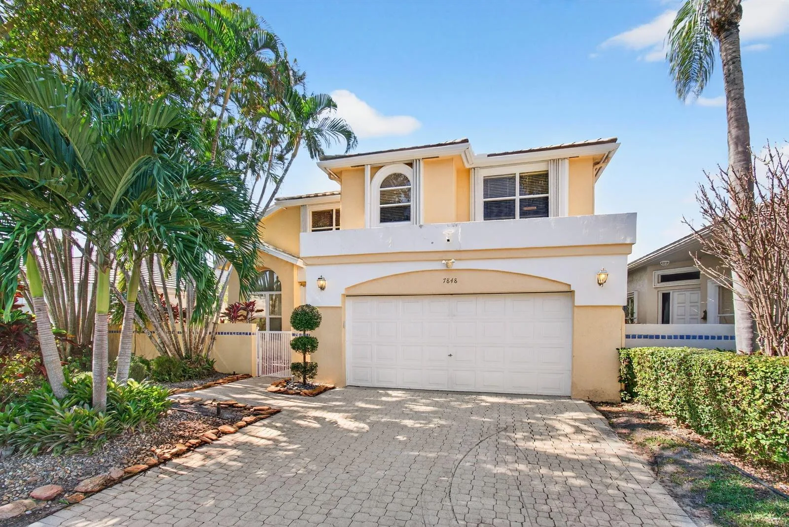 7848 Travelers Tree Drive, Boca Raton, FL 33433
