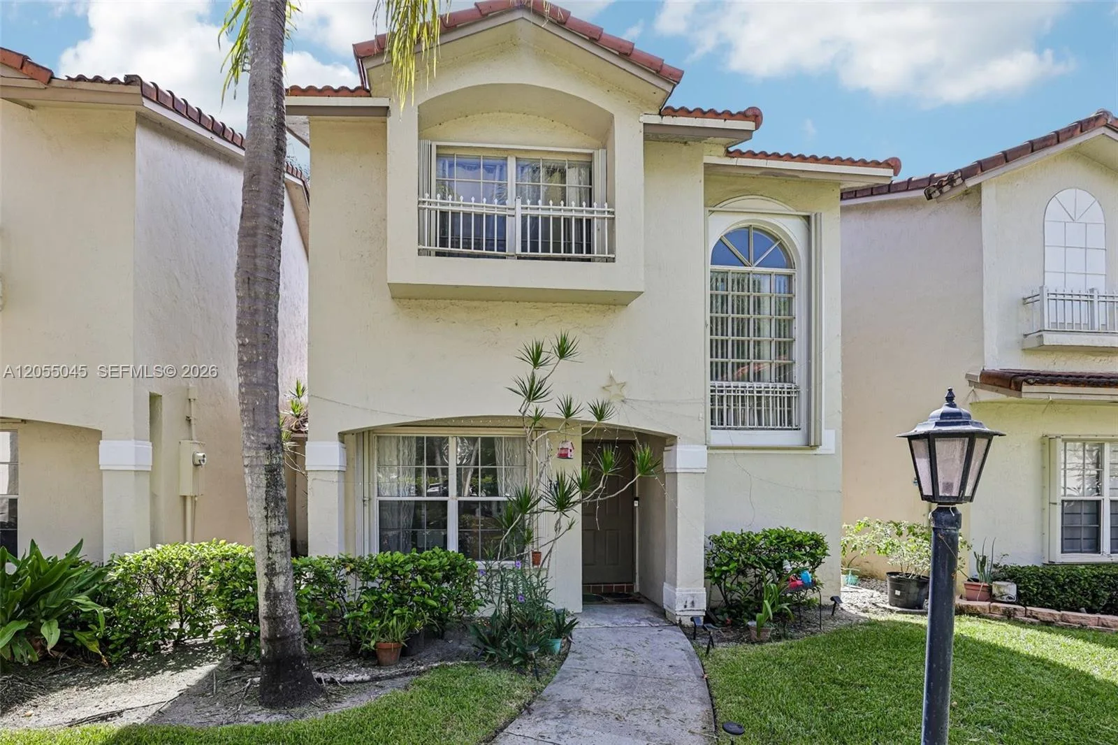115 NW 108th Ave, Pembroke Pines, FL 33026