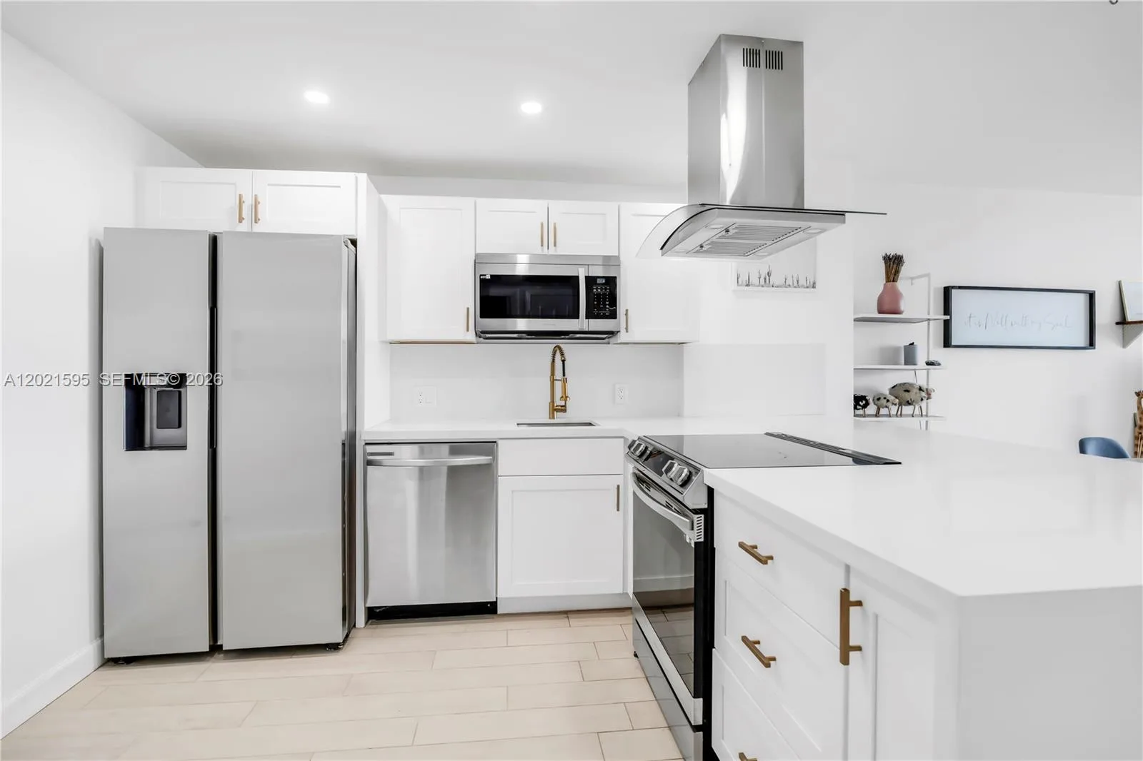 20379 W Country Club Dr # 1237, Aventura, FL 33180