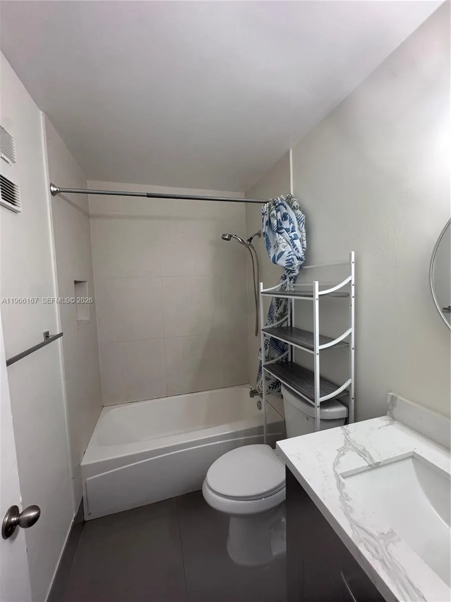 504 Woodgate Cir # C, Sunrise, FL 33326 photo 8
