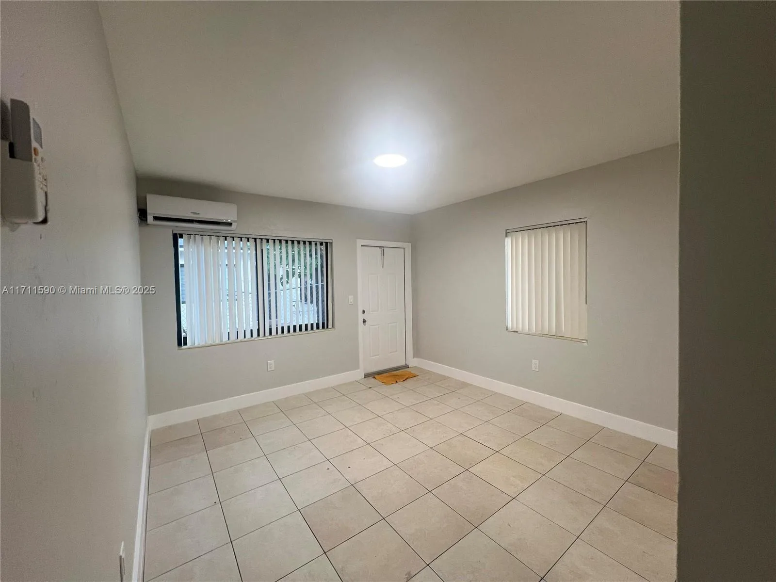 5520 NE 1st Ct, Miami, FL 33137 photo 13