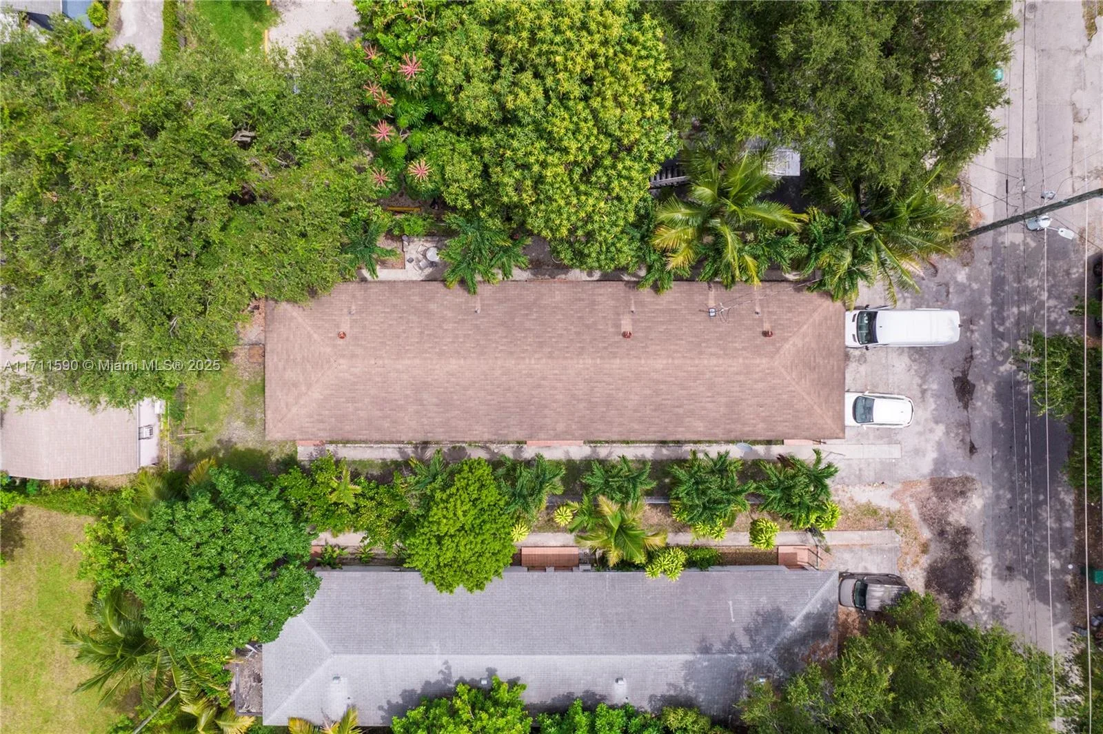 5520 NE 1st Ct, Miami, FL 33137 photo 3